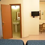 Отель Aurora *