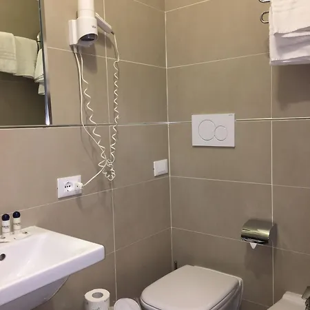 Hotel Aurora *