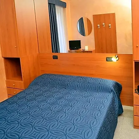 Hotel Aurora *