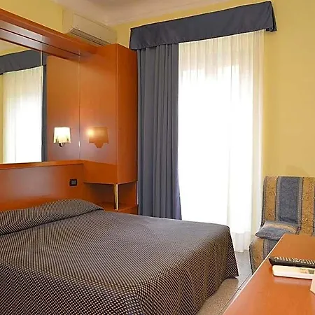 Aurora Hotel