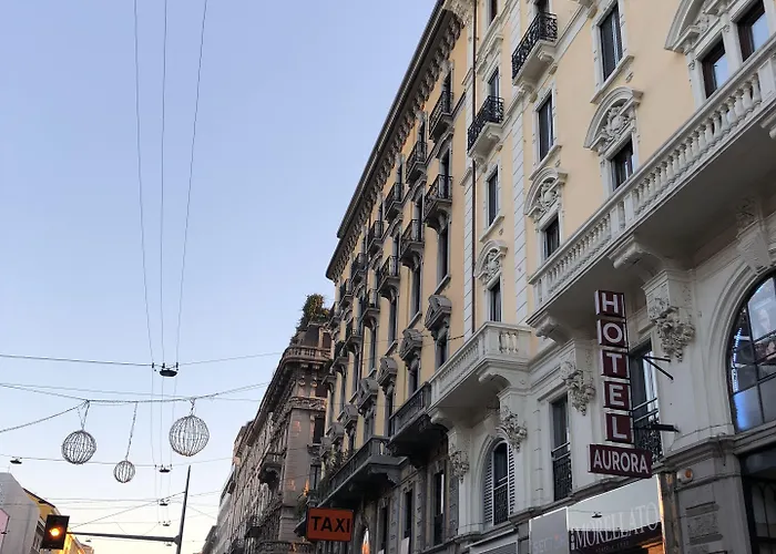 Aurora Hotell *