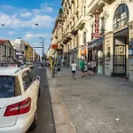 Aurora * Milano