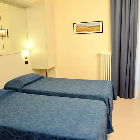 Aurora Hotel Milán